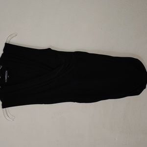 The Pyramid Collection Women's Size Medium Sleeveless Maternity Top